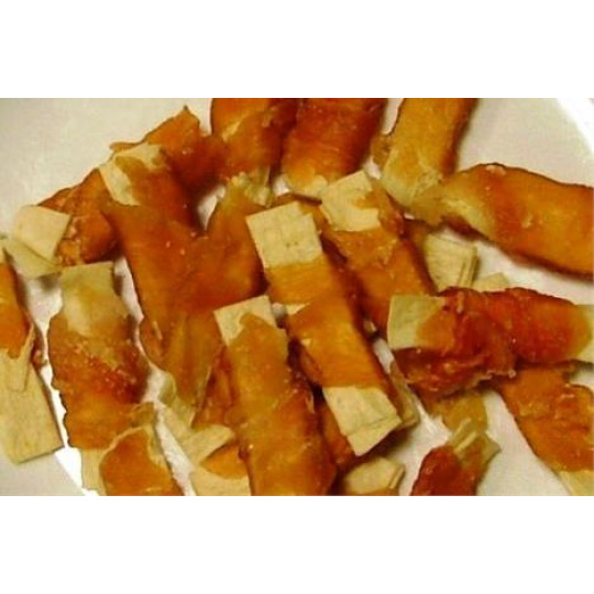 Pamlsek Salač Plátok z tresky obalený kuracím mäsom 250 g Pamlsek Salač Plátok z tresky obalený kuracím mäsom 250 g