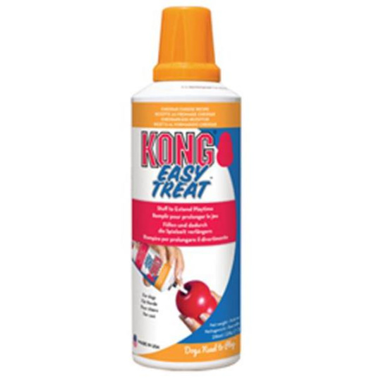 Pamlsek Kong pasta v spreji cheddar syr 226 g